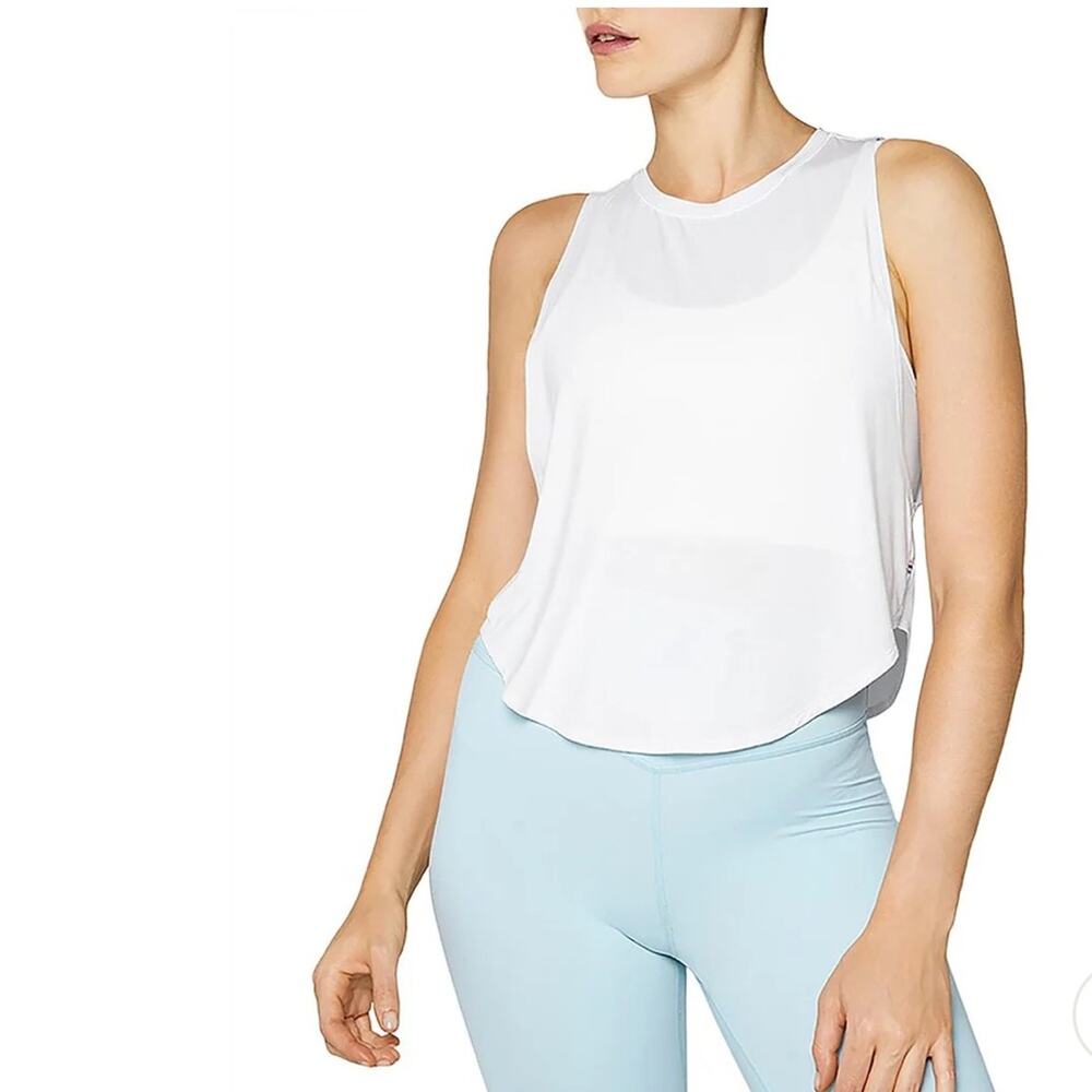Fourlaps NWT Curve cropped Fitness Tank in White very soft.